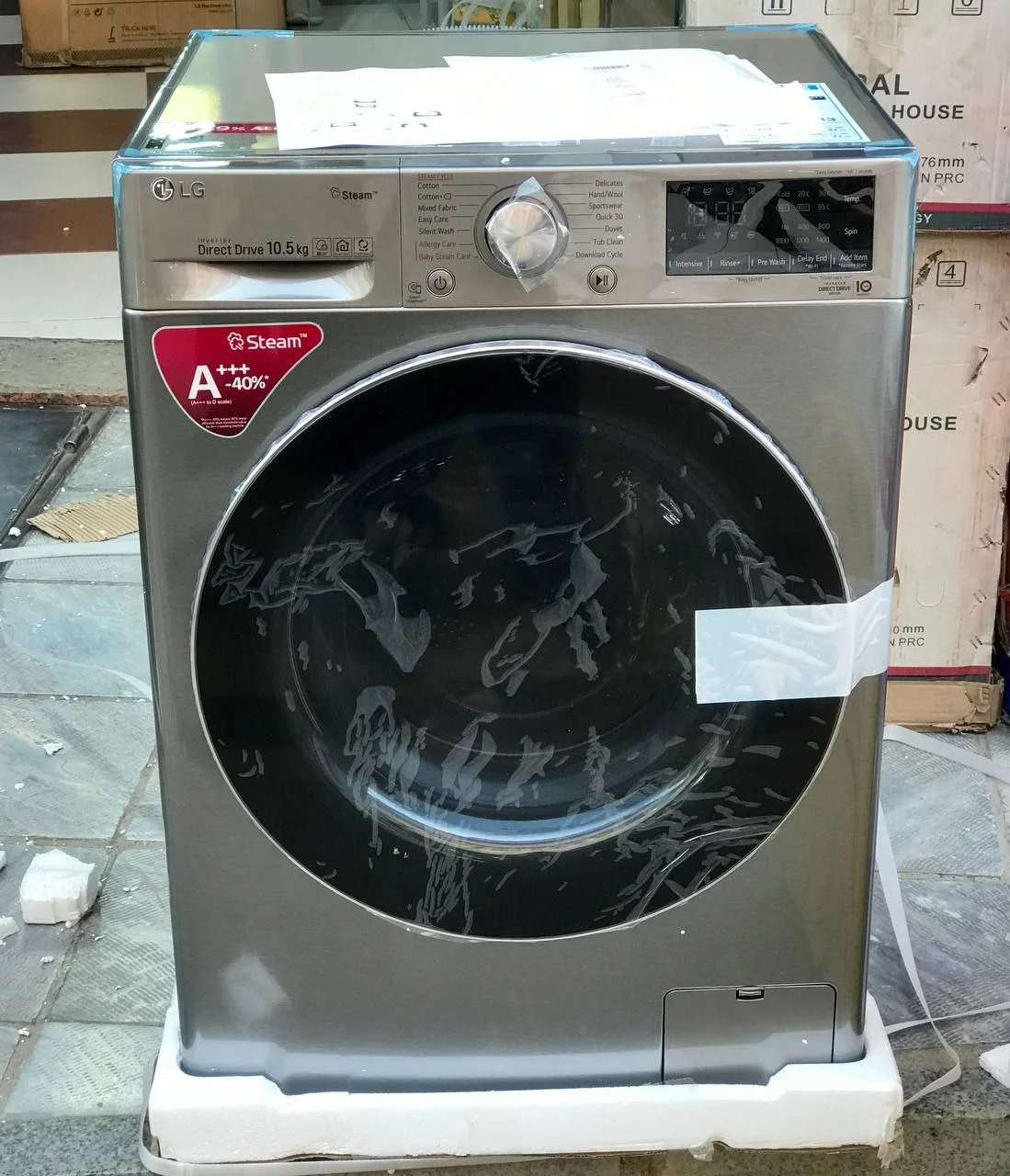 ماشین لباسشویی ال جی 10.5 کیلویی 1400 دور V5 مدل F4V5RYP2T